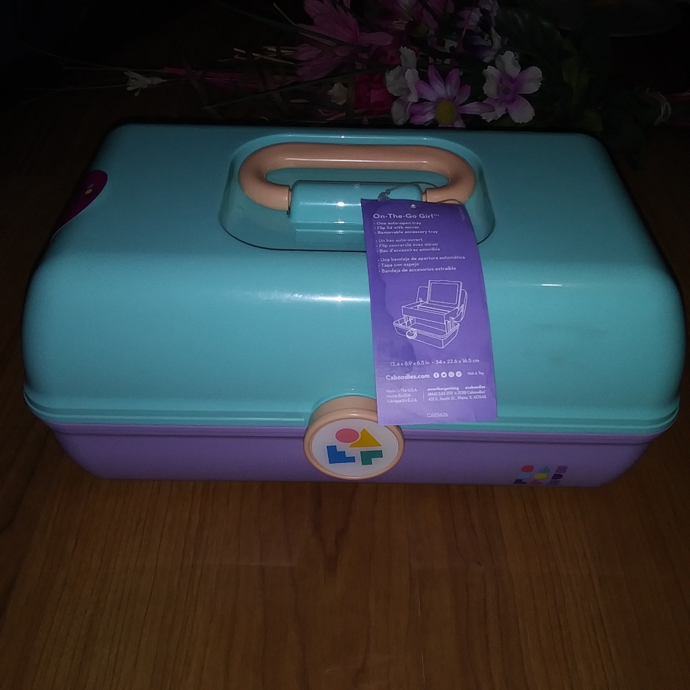 NWT "Caboodles" on-the-go-girl make up organizer